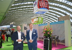 Bernard van Hest and Gary van der Linden (HS Tuinbouw Service)